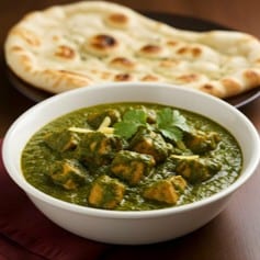 E9 Chicken Saag.