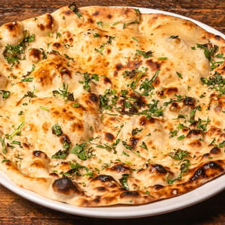 N3 Garlic Naan