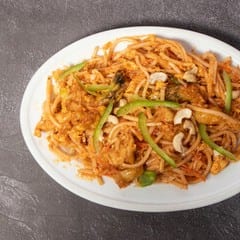 C5 Chicken Schezwan Noodles.