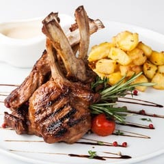 T6 Lamb Chops (3pcs).